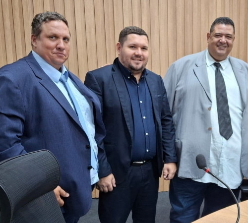 Maur&atilde;o, Marcelo Jardineiro e Jucleber Bim defendem altera&ccedil;&atilde;o na Lei do PRODEAT para implanta&ccedil;&atilde;o de Projeto Incubadora no Distrito Industrial