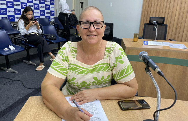 Claudia Padim apresenta indica&ccedil;&otilde;es voltadas &agrave; seguran&ccedil;a, educa&ccedil;&atilde;o e fortalecimento comunit&aacute;rio