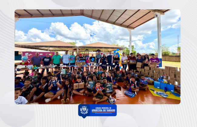 Legislativo Municipal participa da entrega de mais de 3.400 kits escolares
