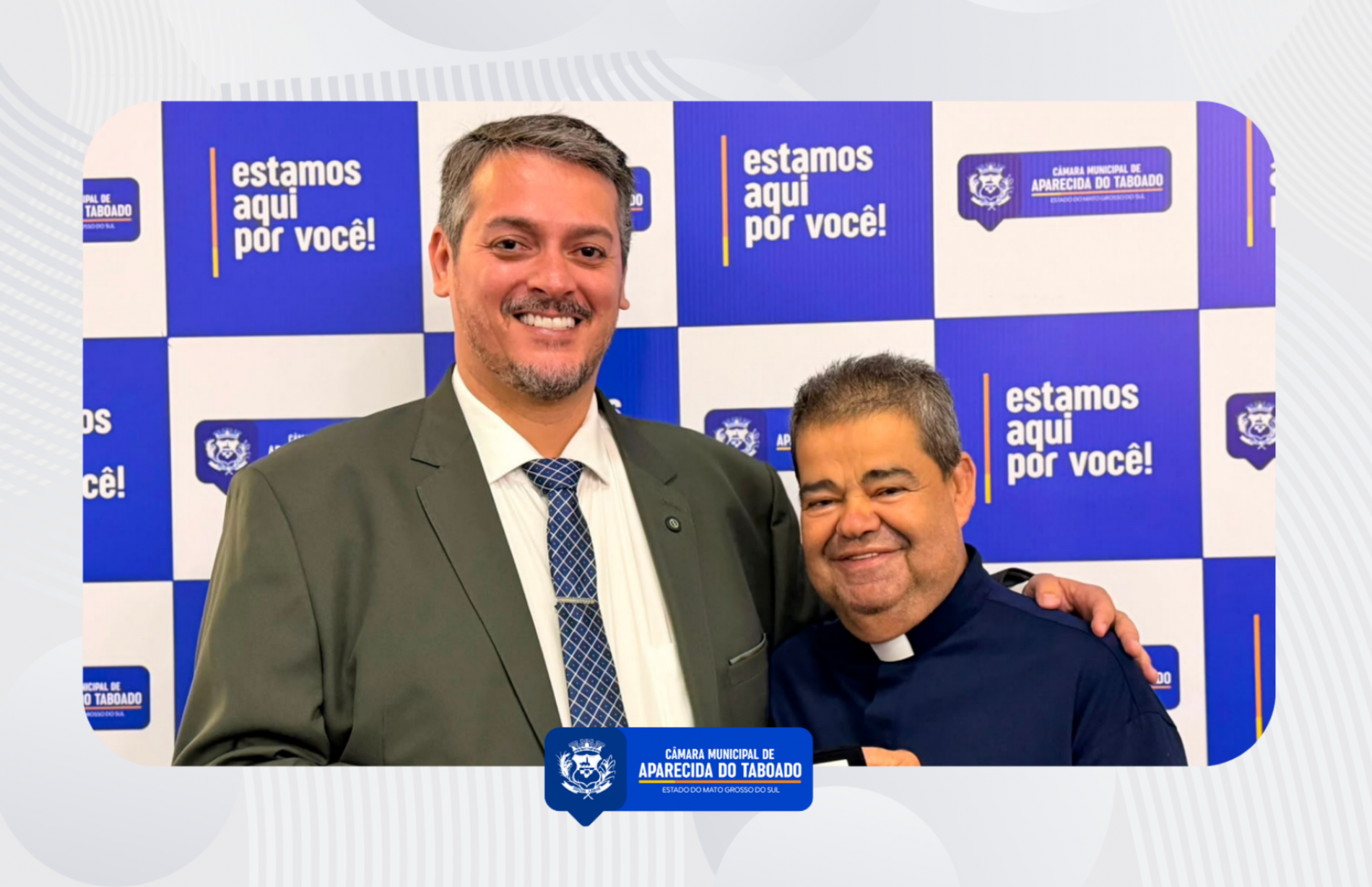 Ber Galter homenageia Padre Jos&eacute; Maria por dedica&ccedil;&atilde;o pastoral e contribui&ccedil;&atilde;o &agrave; comunidade de Aparecida do Taboado