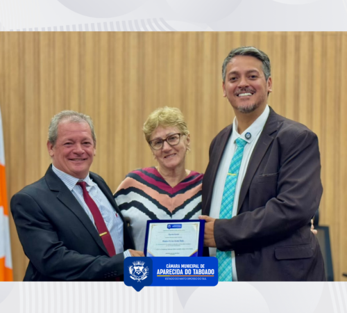 Vereadores Ber Galter e Gilsinho do Binega homenageiam Madalena Pav&atilde;o por sua dedica&ccedil;&atilde;o ao servi&ccedil;o p&uacute;blico e &agrave; educa&ccedil;&atilde;o