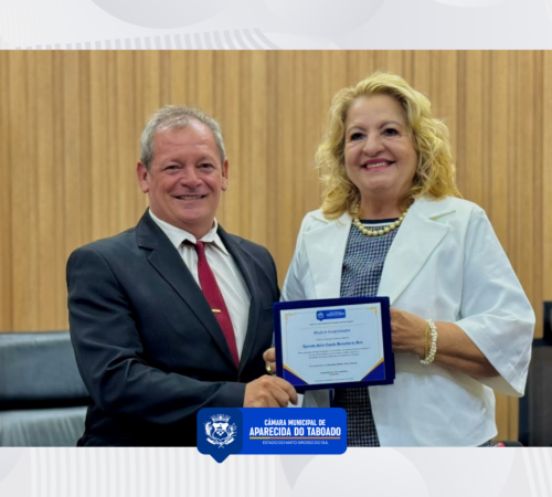 Vereador Gilsinho do Binega homenageia Sirlei Melo fazendo refer&ecirc;ncia do Dia do Vereador